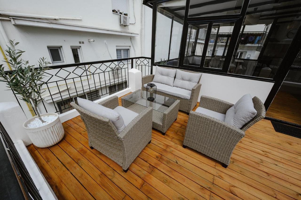 Lb Luxury Apartments Волос Екстериор снимка