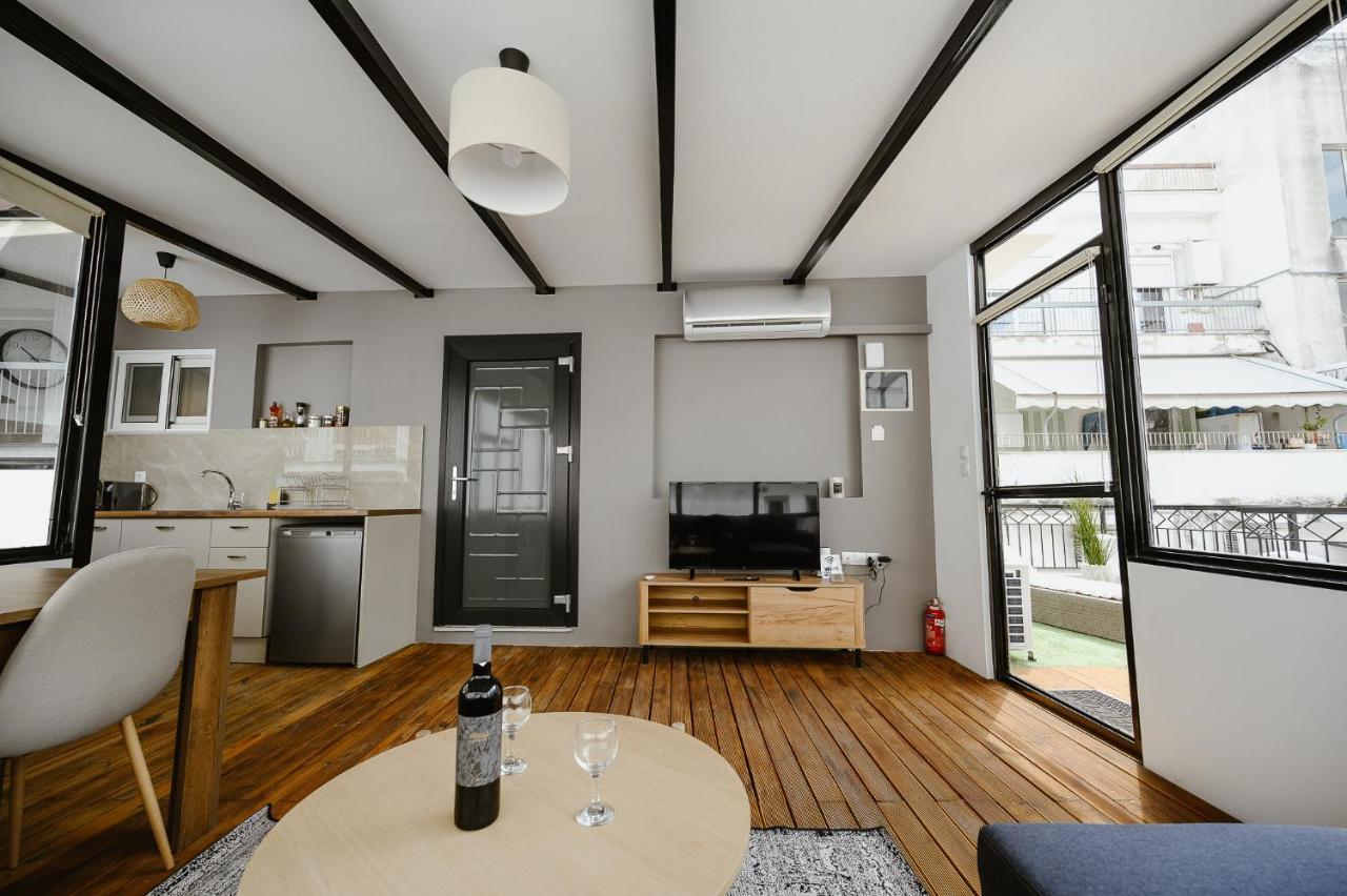 Lb Luxury Apartments Волос Екстериор снимка
