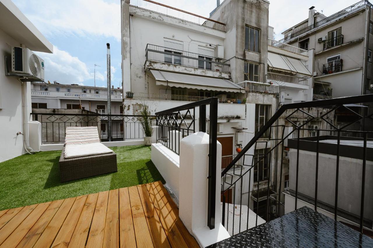 Lb Luxury Apartments Волос Екстериор снимка