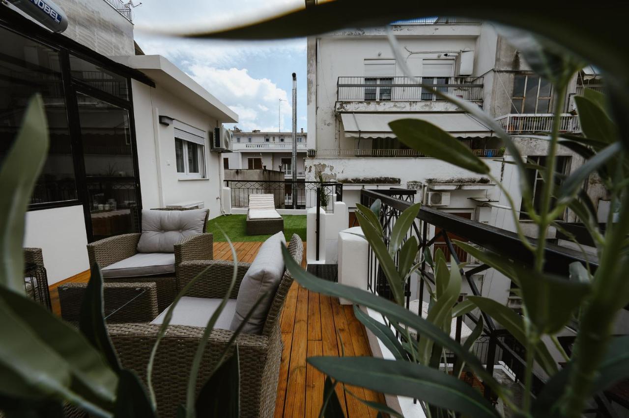 Lb Luxury Apartments Волос Екстериор снимка