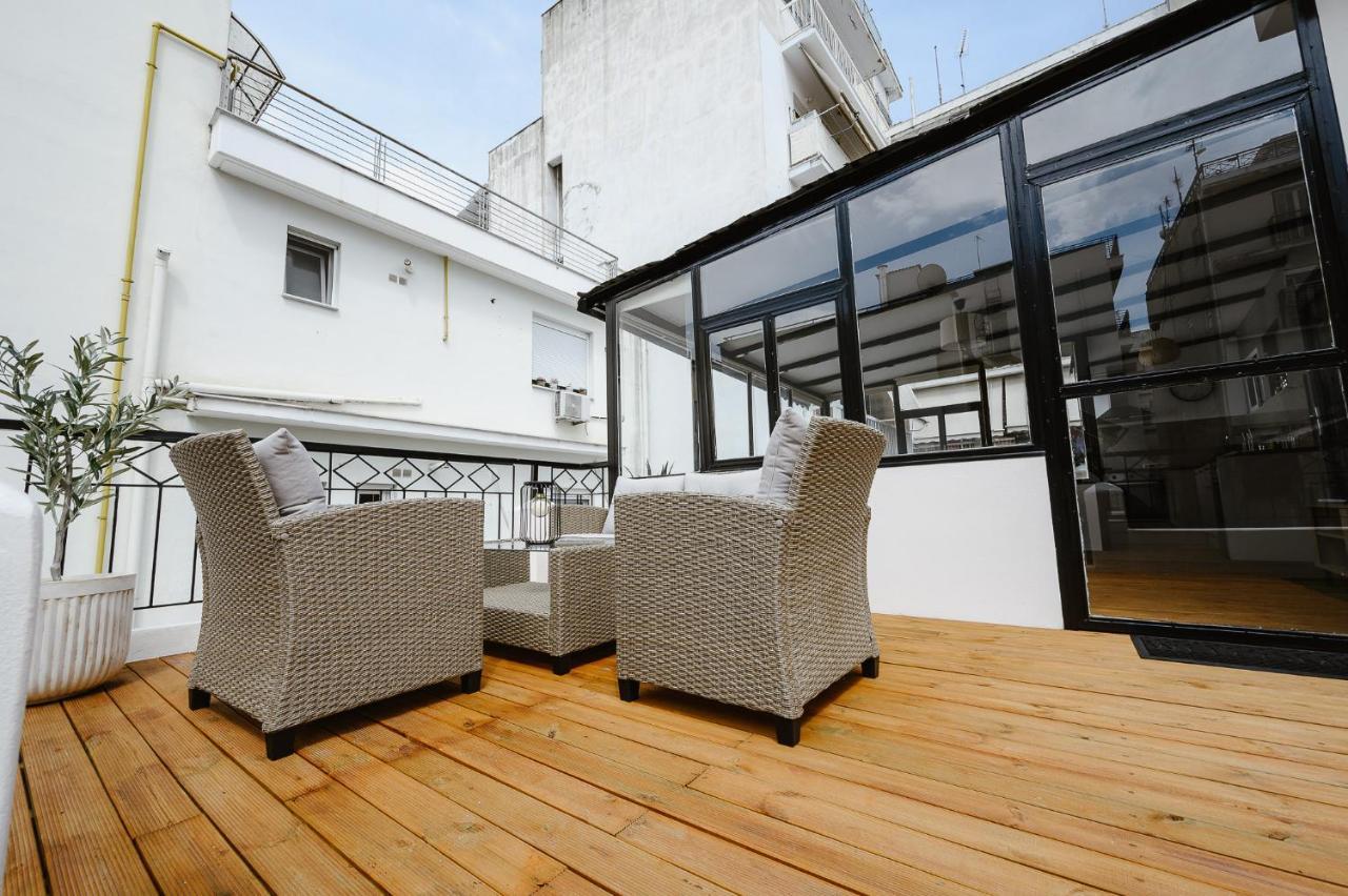 Lb Luxury Apartments Волос Екстериор снимка