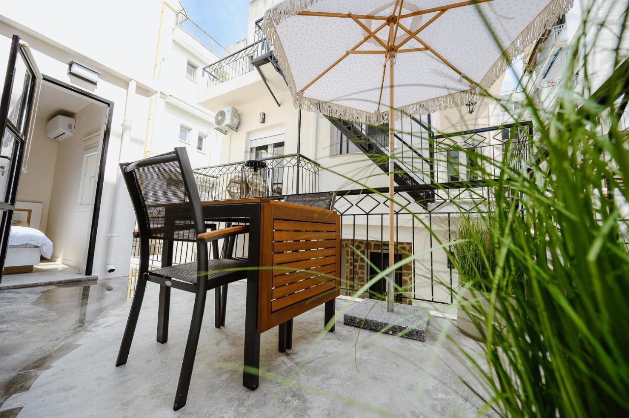 Lb Luxury Apartments Волос Екстериор снимка