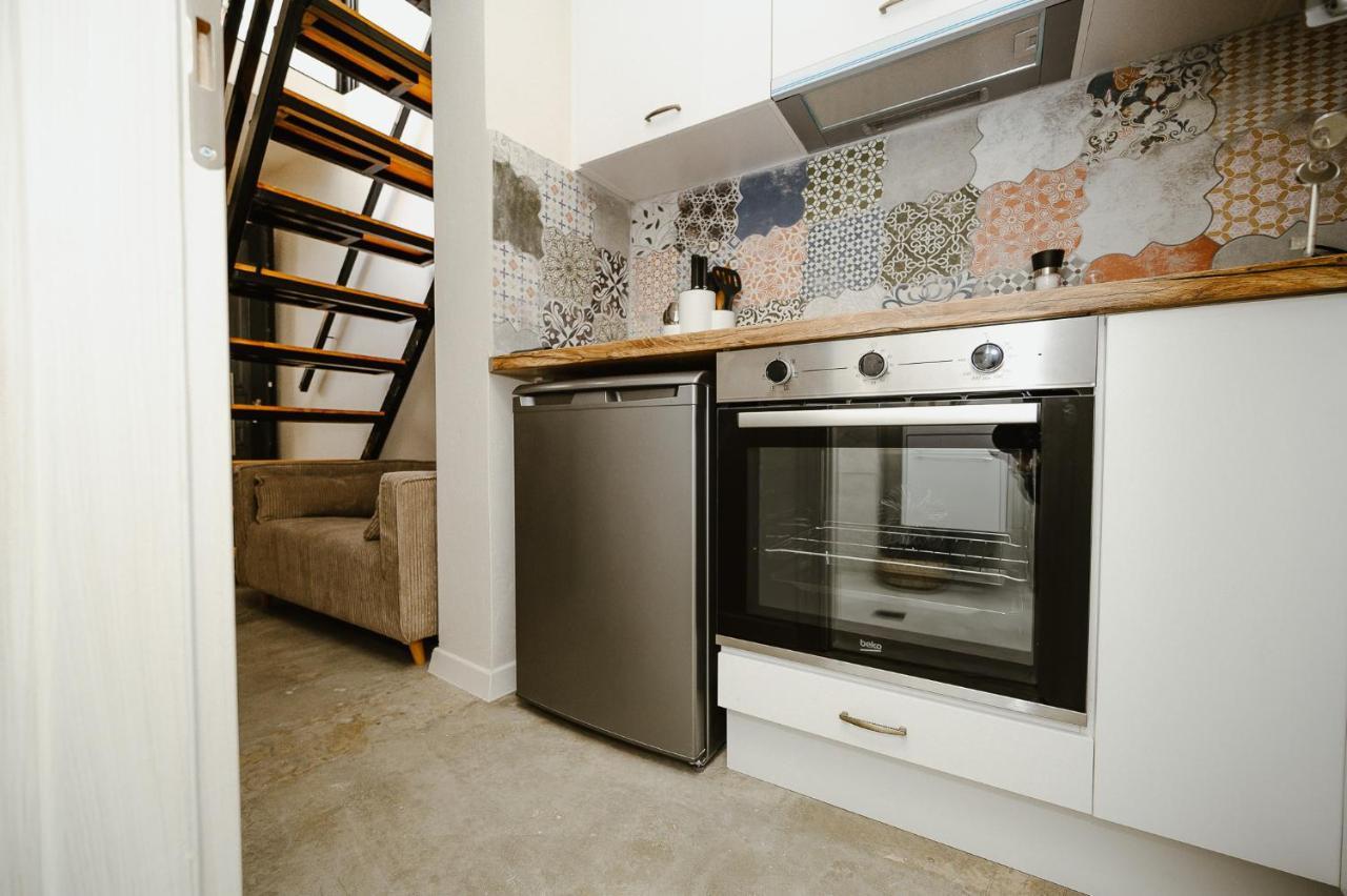 Lb Luxury Apartments Волос Екстериор снимка